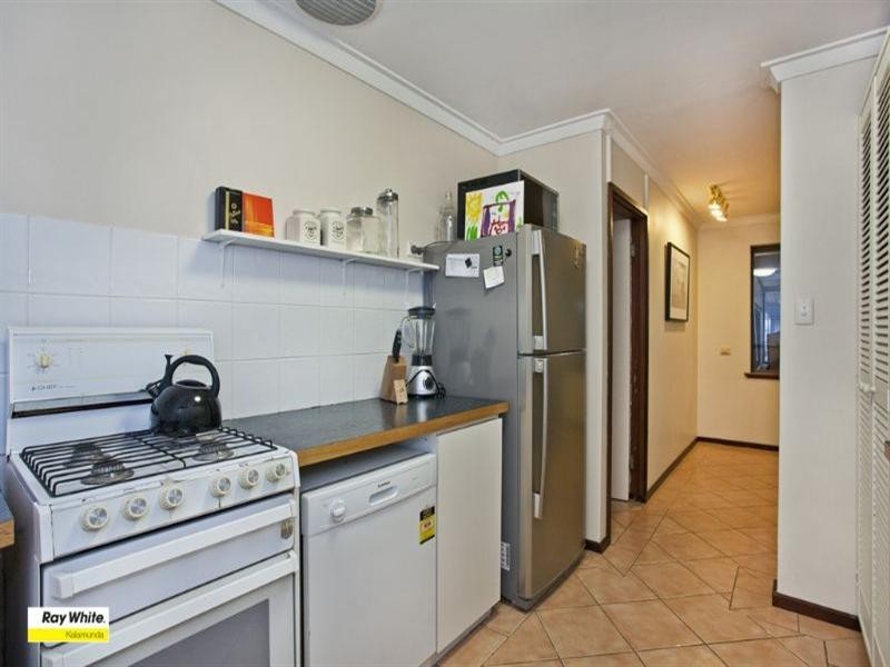 18 Karu Road, Kalamunda WA 6076