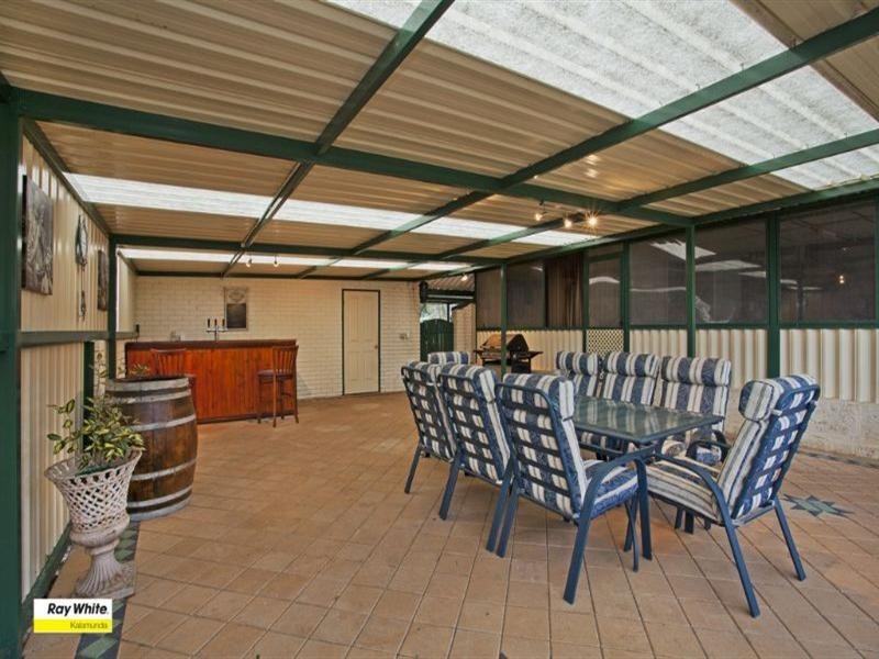 18 Karu Road, Kalamunda WA 6076