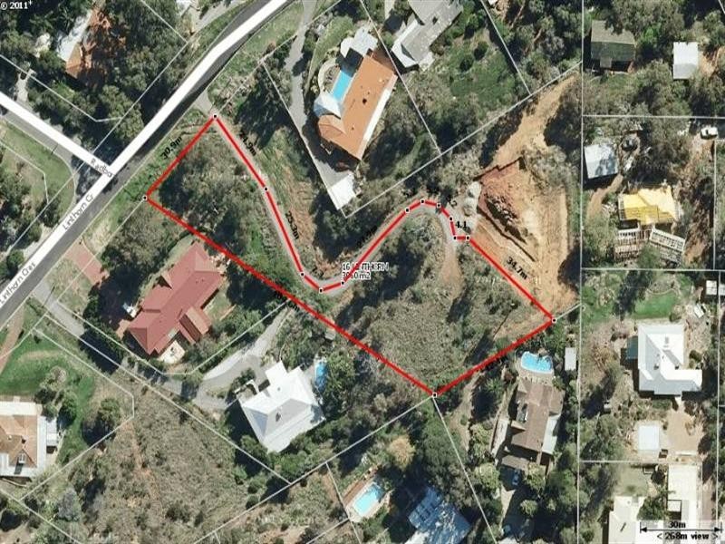 16 Linthorn Crescent, Greenmount WA 6056