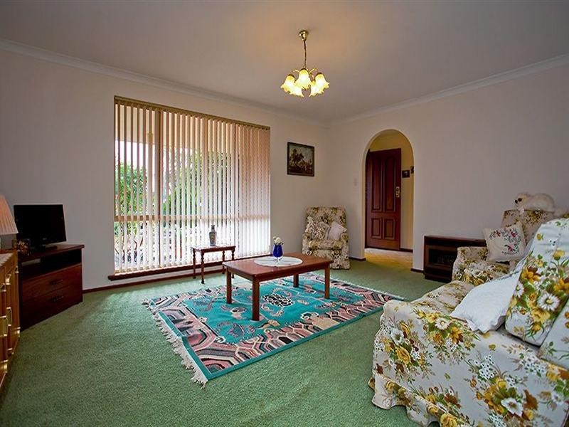 13 Temby Avenue, Kalamunda WA 6076