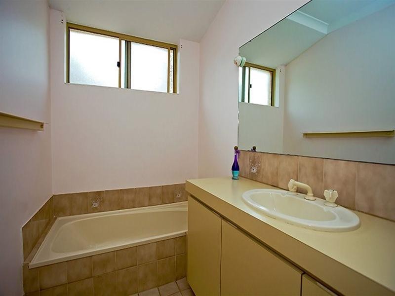 13 Temby Avenue, Kalamunda WA 6076