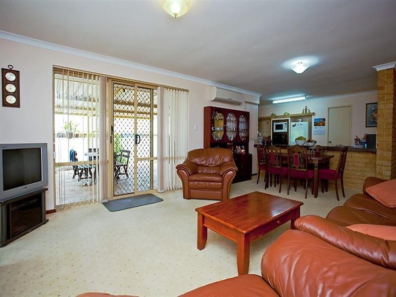 13 Temby Avenue, Kalamunda WA 6076