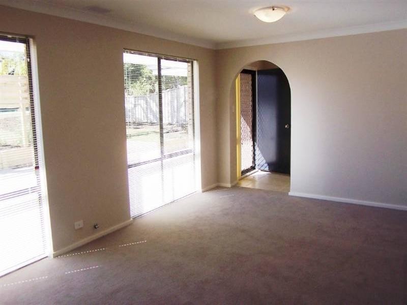 14 Abercorn Road, Forrestfield WA 6058