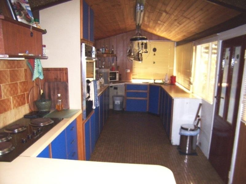 100 Francais Road, Pickering Brook WA 6076