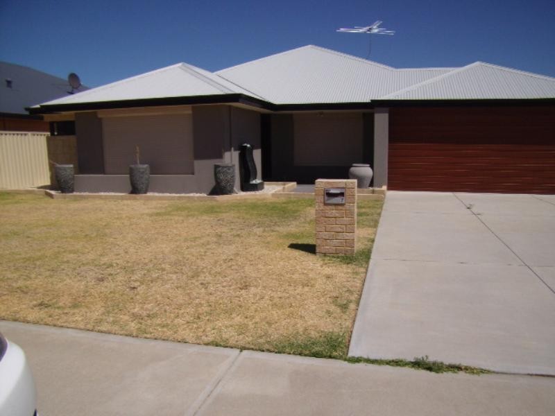 Wattle Grove WA 6107