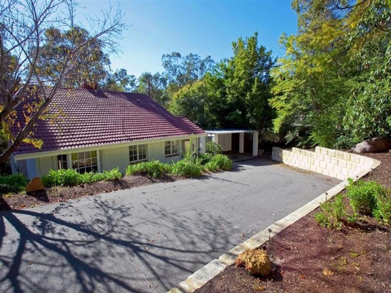 24 Bird Road, Kalamunda WA 6076