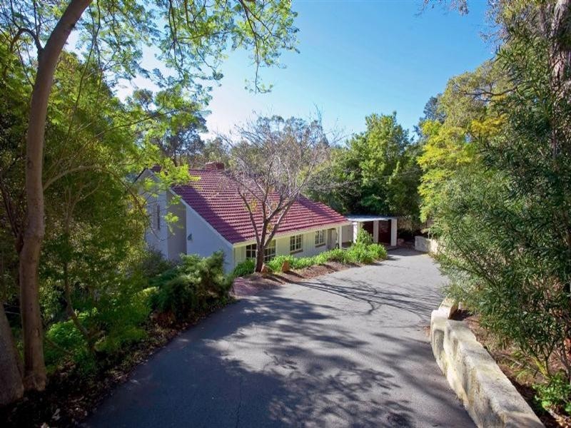 24 Bird Road, Kalamunda WA 6076