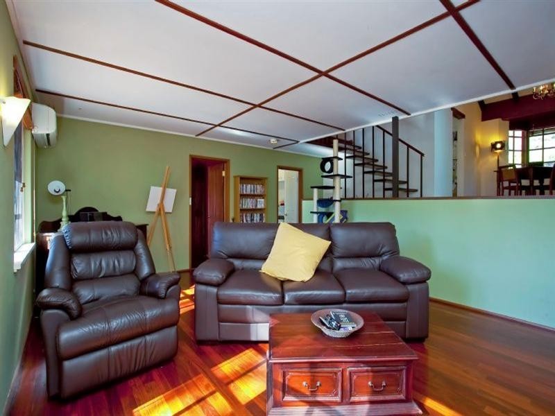 24 Bird Road, Kalamunda WA 6076