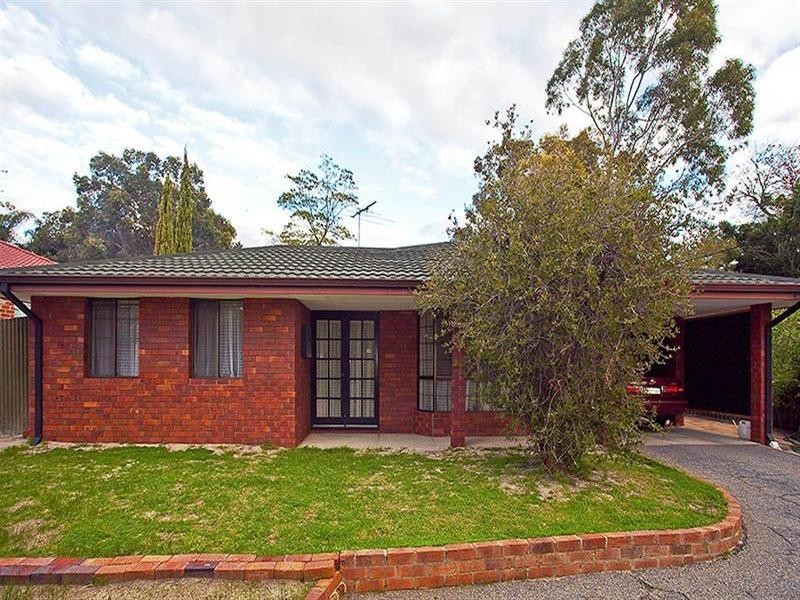 11 Glyde Road, Lesmurdie WA 6076