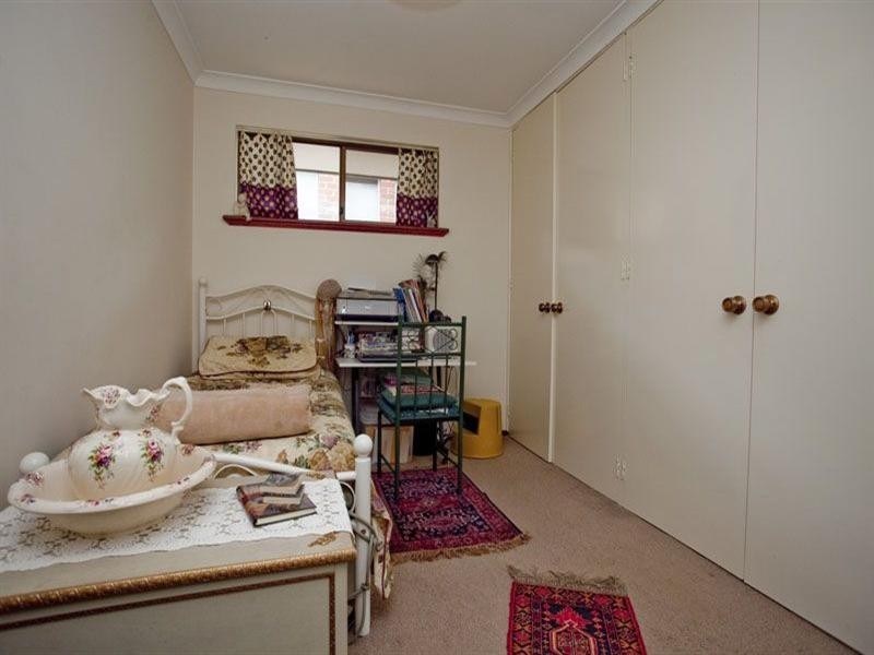 11 Glyde Road, Lesmurdie WA 6076