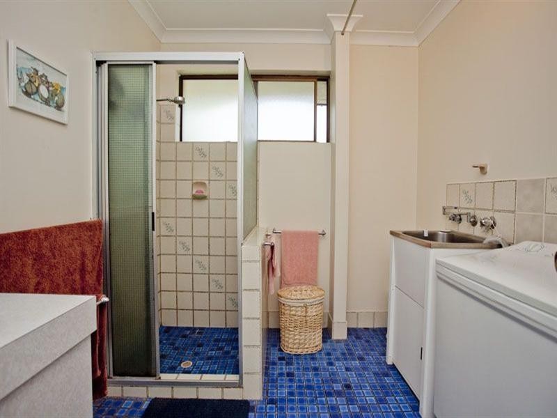 11 Glyde Road, Lesmurdie WA 6076