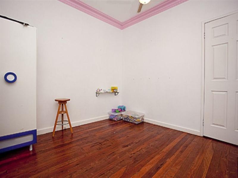 33 Urch Road, Kalamunda WA 6076