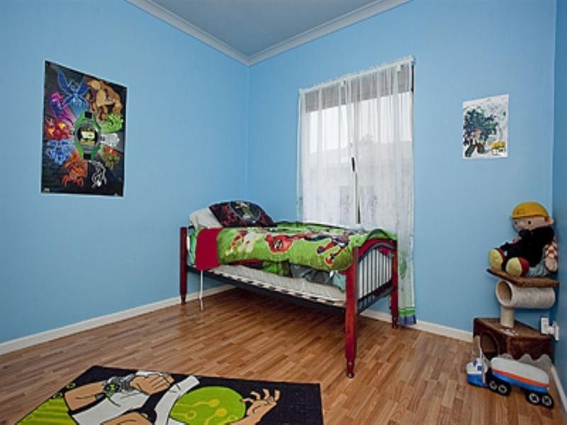 33 Urch Road, Kalamunda WA 6076