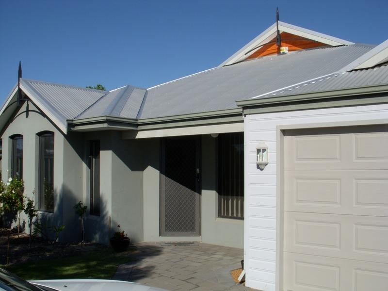 212 Adelaide Street, High Wycombe WA 6057