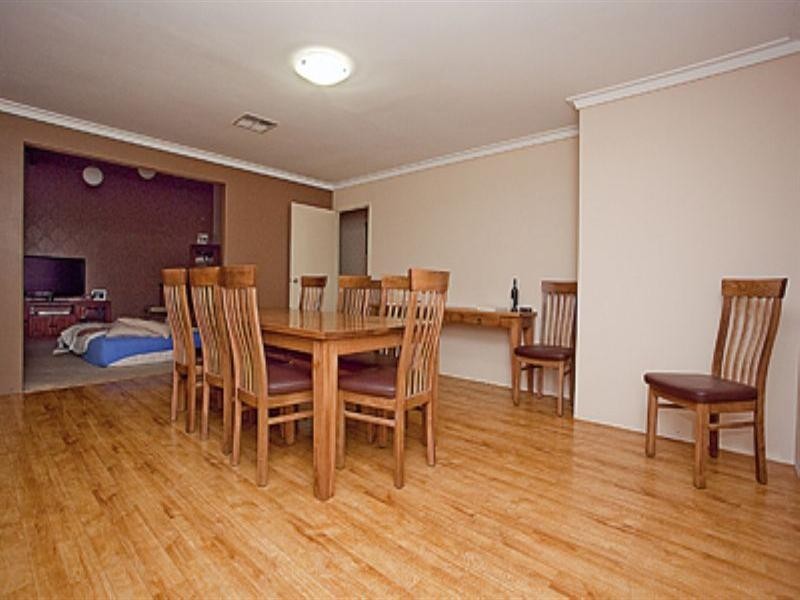 5 Urch Road, Kalamunda WA 6076