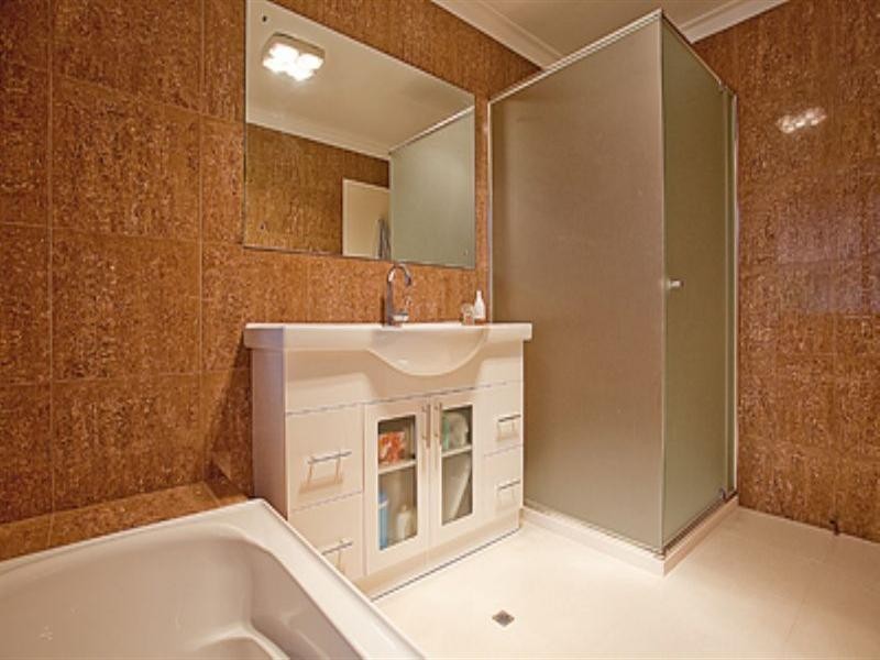 5 Urch Road, Kalamunda WA 6076