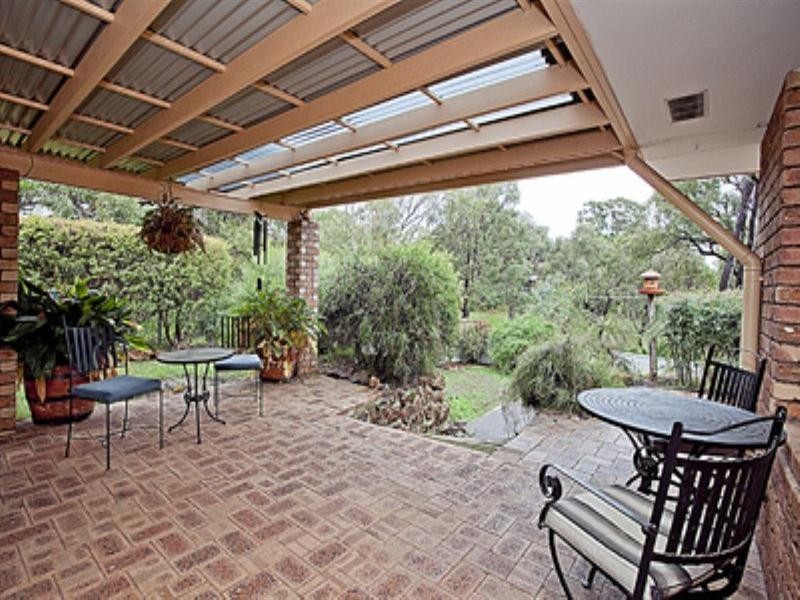 5 Urch Road, Kalamunda WA 6076