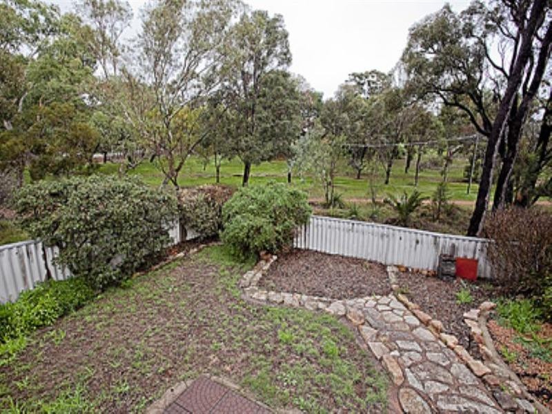 5 Urch Road, Kalamunda WA 6076