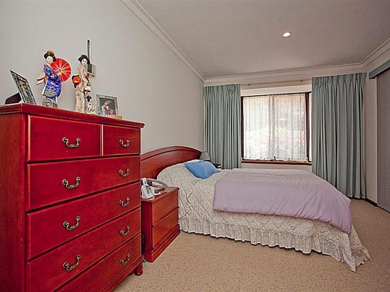 6 Tom Millar Close, Kalamunda WA 6076