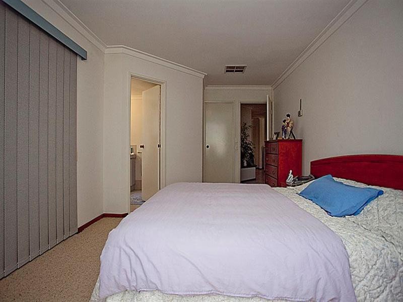 6 Tom Millar Close, Kalamunda WA 6076