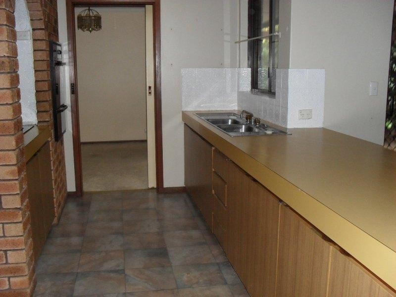 28 Barwon Street, Lesmurdie WA 6076