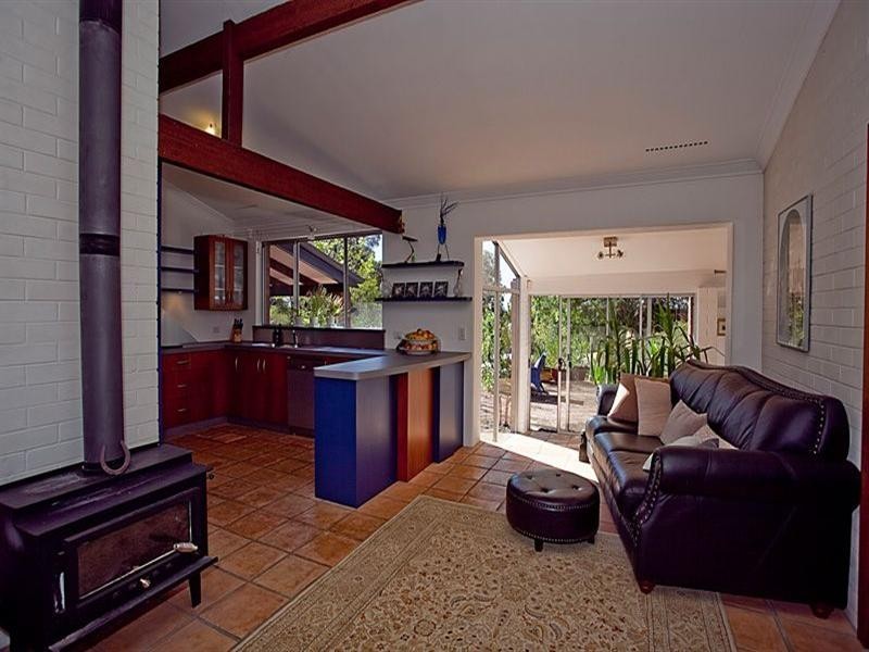 48 West Terrace, Kalamunda WA 6076