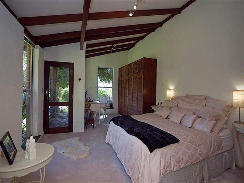 48 West Terrace, Kalamunda WA 6076