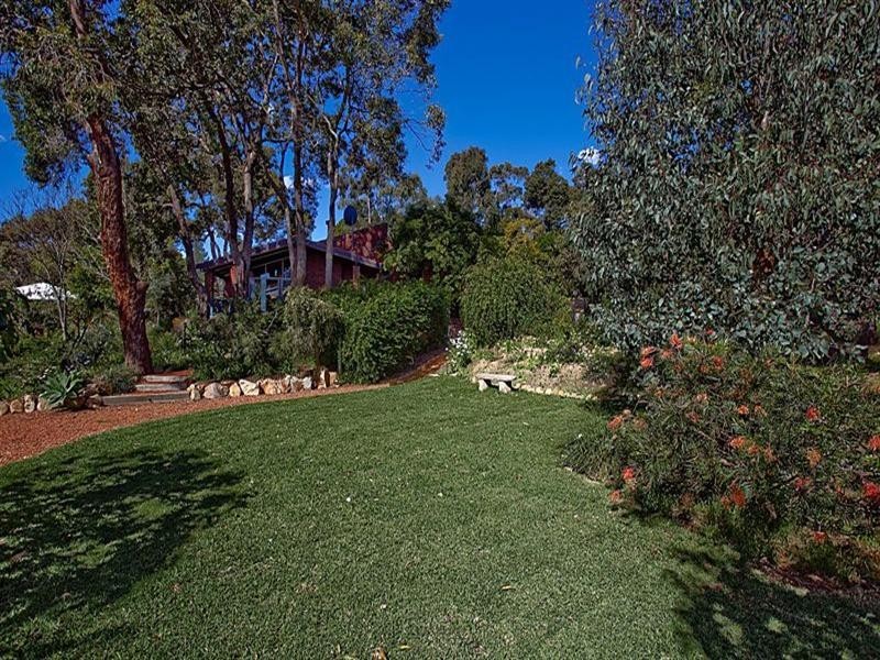 48 West Terrace, Kalamunda WA 6076