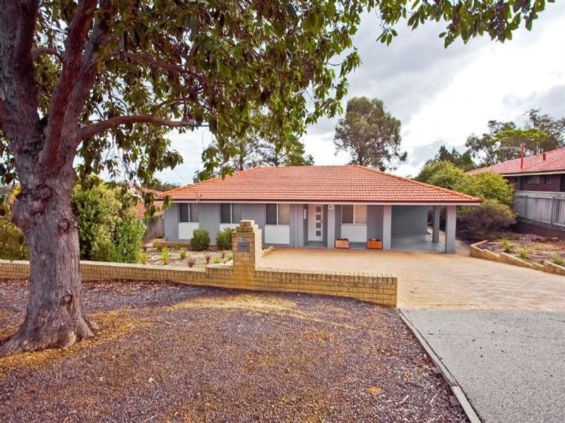 41 Bridgwood Road, Lesmurdie WA 6076