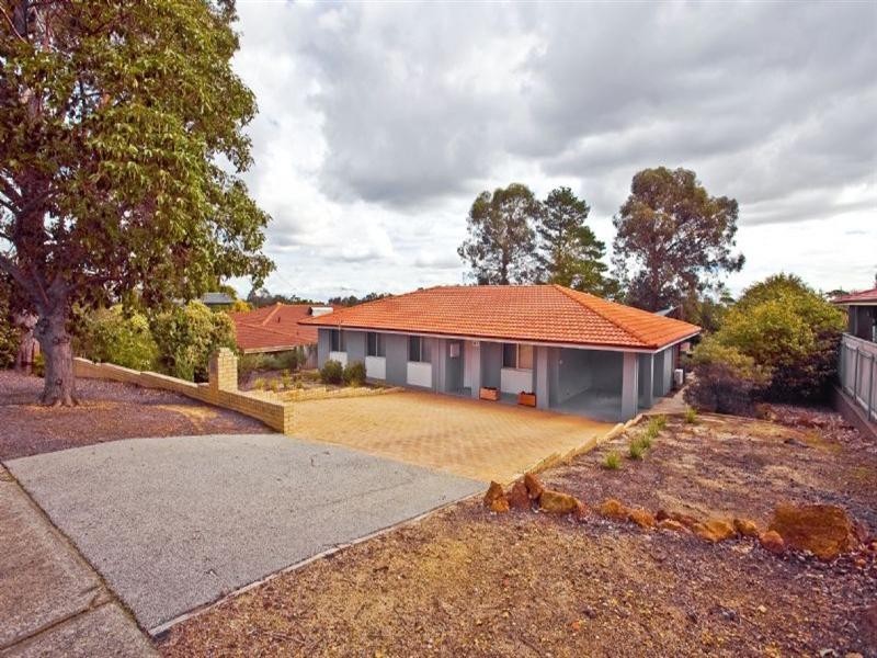 41 Bridgwood Road, Lesmurdie WA 6076