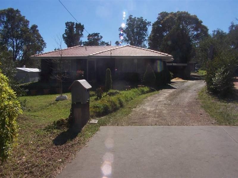 5 Carpene Place, Kalamunda WA 6076