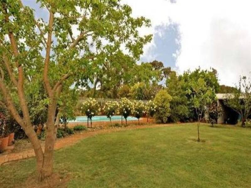 121 Bushmead Road, Hazelmere WA 6055