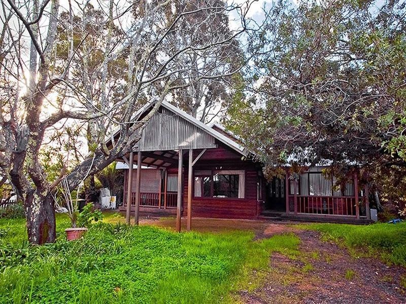 30 Recreation Road, Kalamunda WA 6076