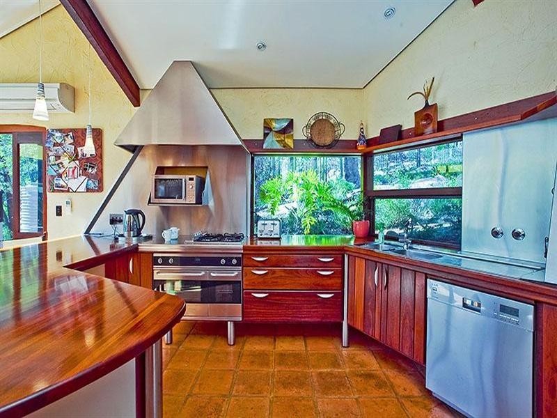 601 Mundaring Weir Road, Mundaring WA 6073