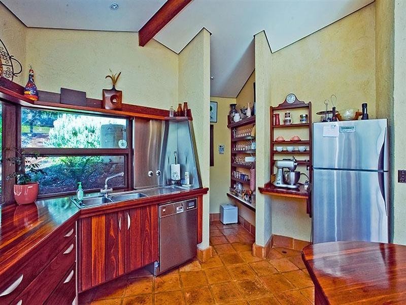 601 Mundaring Weir Road, Mundaring WA 6073