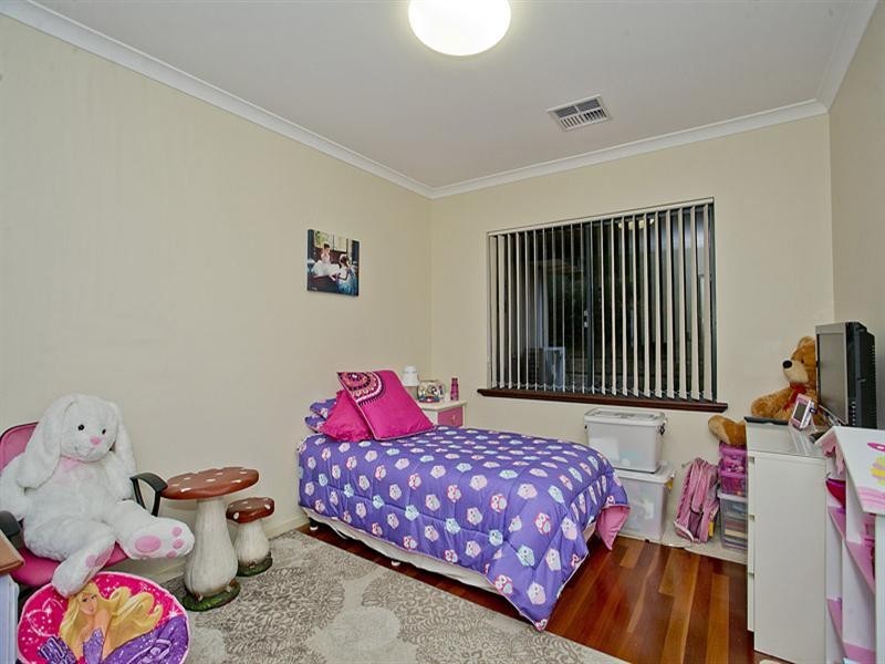 31 Glenisla Road, Bickley WA 6076
