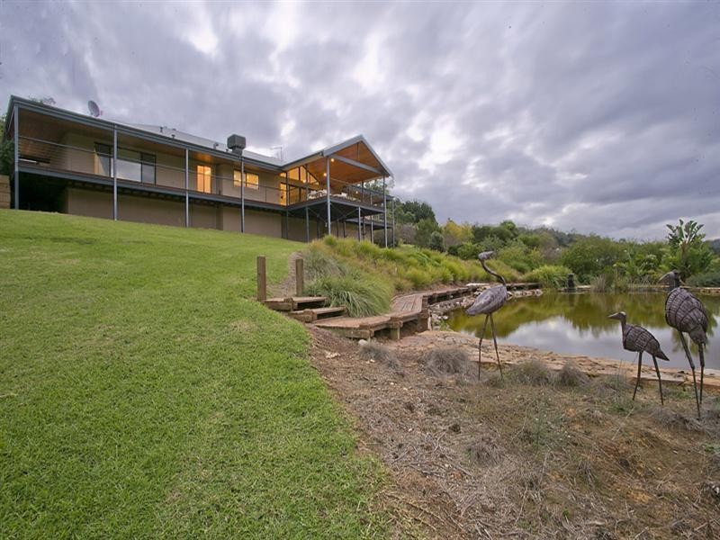 31 Glenisla Road, Bickley WA 6076