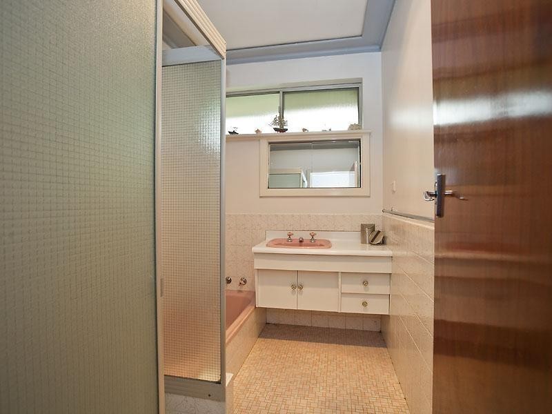 31 Berkshire Road, Forrestfield WA 6058