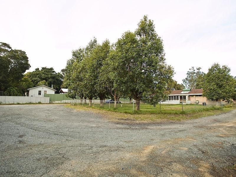 31 Berkshire Road, Forrestfield WA 6058