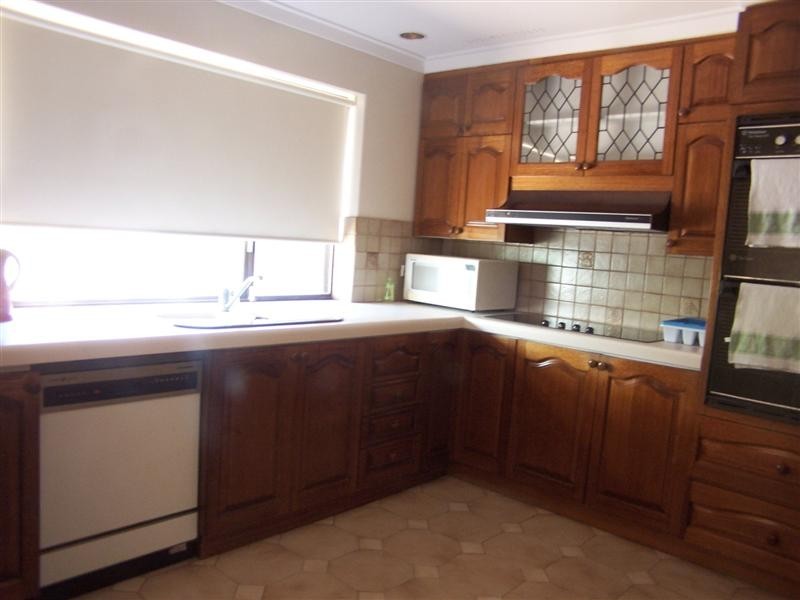 82 Cotherstone Road, Kalamunda WA 6076