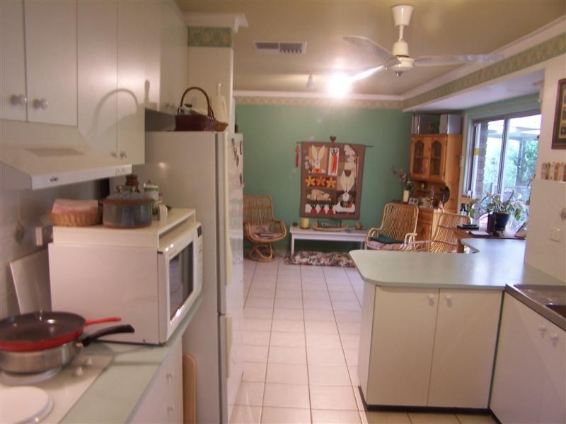 20 Scenic Drive, Maida Vale WA 6057