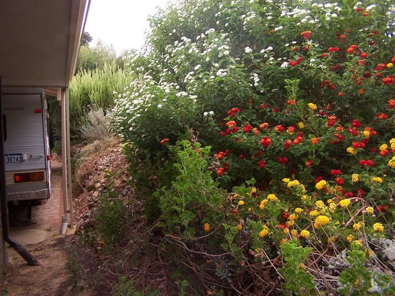 20 Scenic Drive, Maida Vale WA 6057