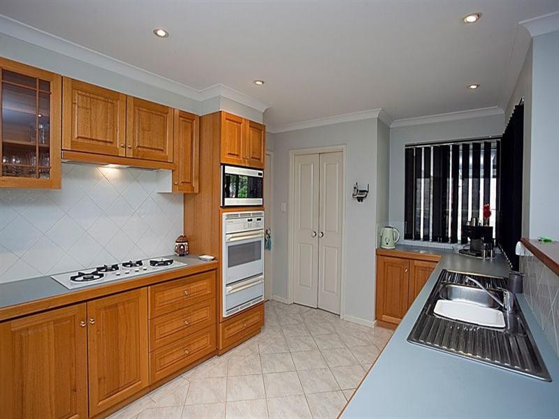 23 Cagney Way, Lesmurdie WA 6076