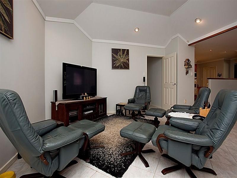 23 Cagney Way, Lesmurdie WA 6076