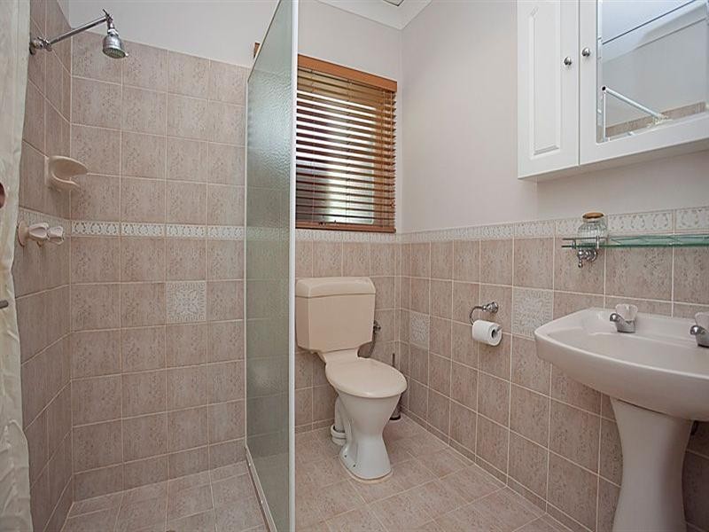 10 Valley Road, Kalamunda WA 6076