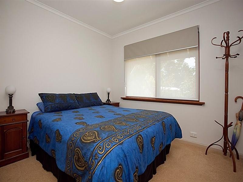 10 Valley Road, Kalamunda WA 6076