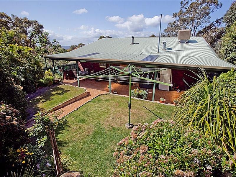 10 Valley Road, Kalamunda WA 6076