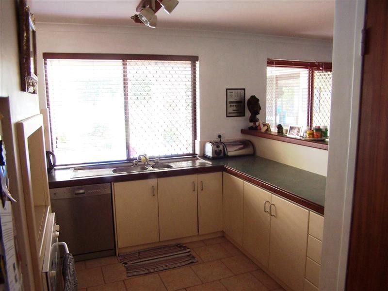 37 Ryan Way, Lesmurdie WA 6076