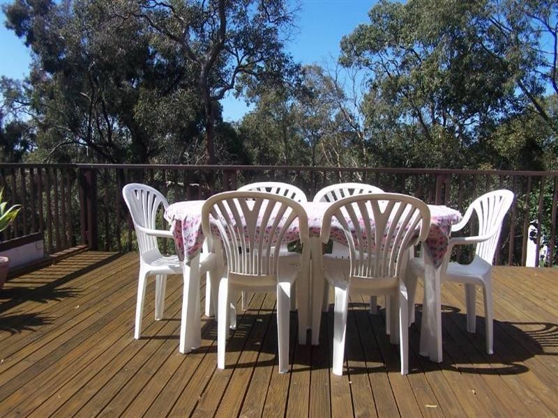 12 Coreen Way, Kalamunda WA 6076