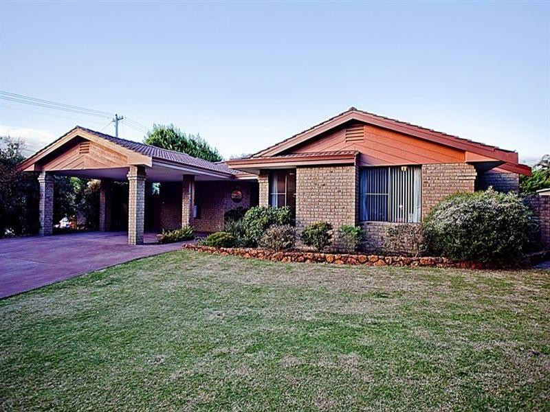 260 Grove Road, Lesmurdie WA 6076